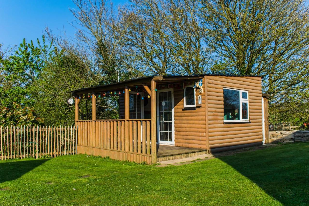 The Heights & Hollows Farmhouse, Saul, Downpatrick, Sleeps 14 Buitenkant foto